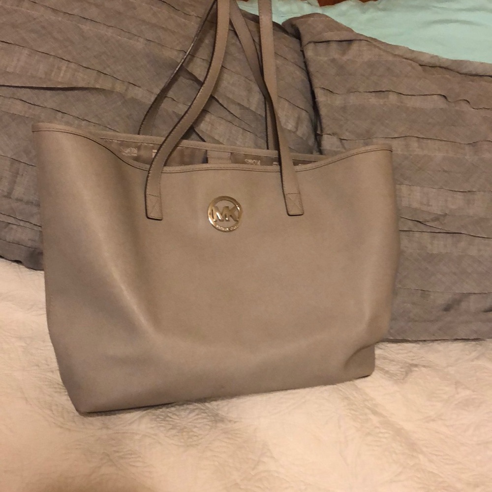 MK purse!!